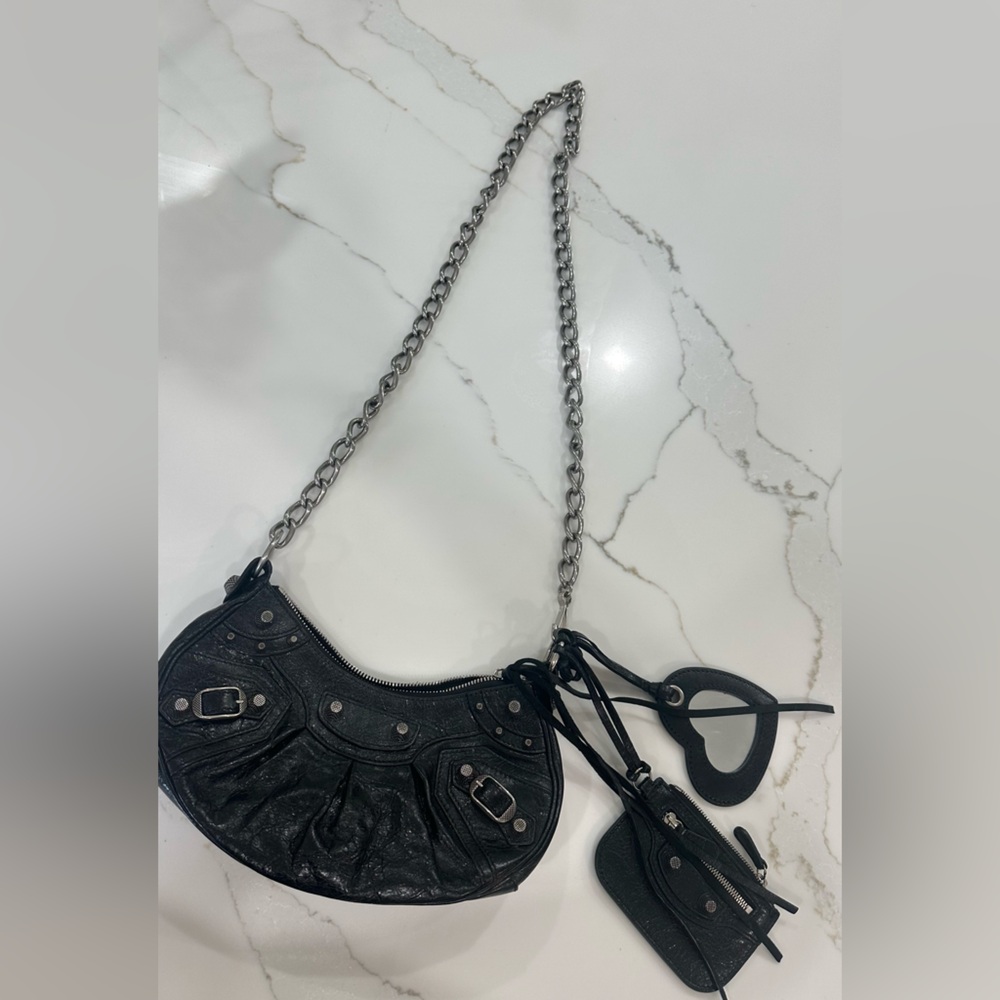 Balenciaga Black Leather Bag – Like New